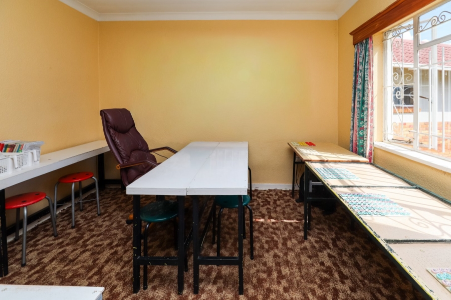 Commercial Property for Sale in Adamayview North West